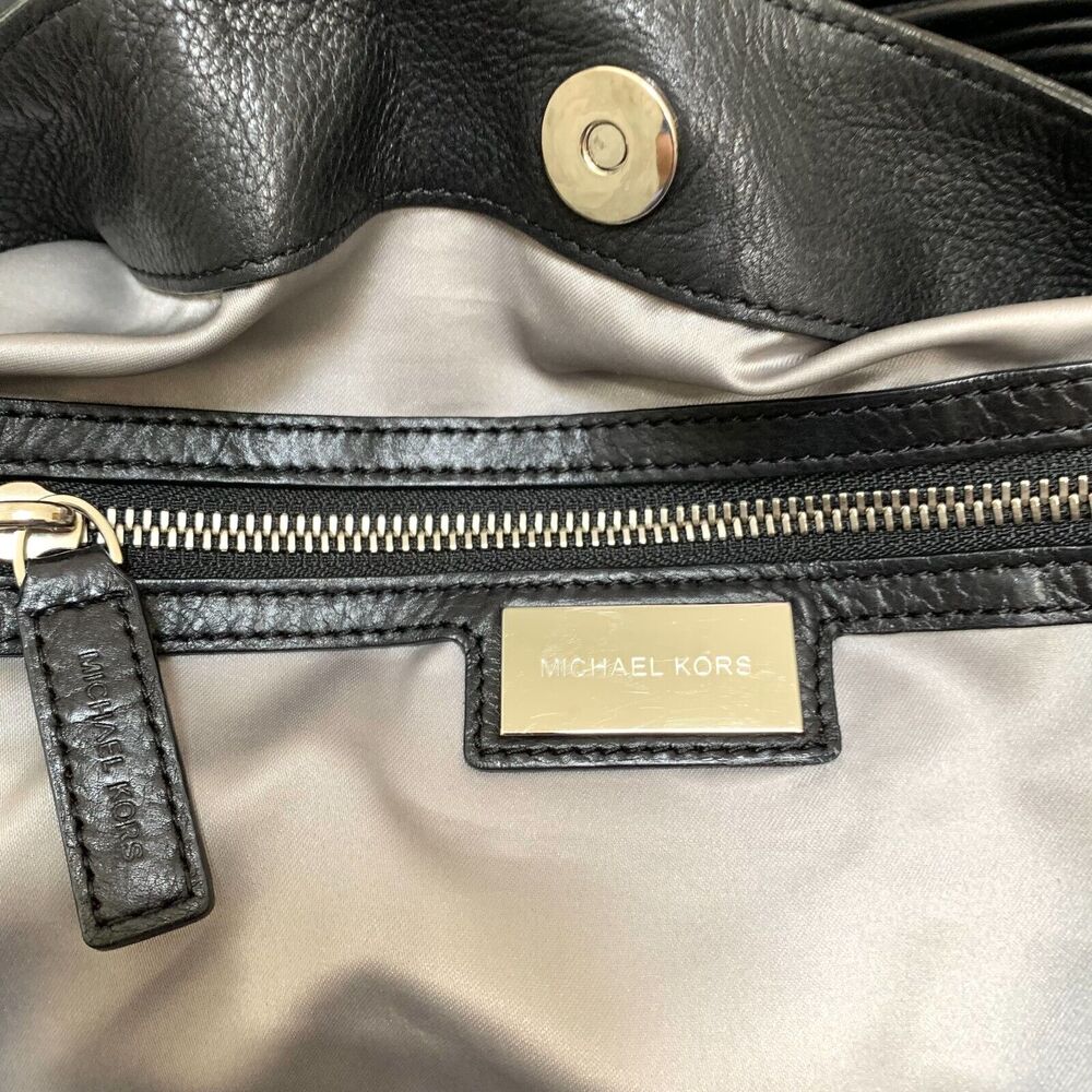 MICHAEL KORS COLLECTION Soft Black Leather TONNE Hobo - Picture 11 of 15